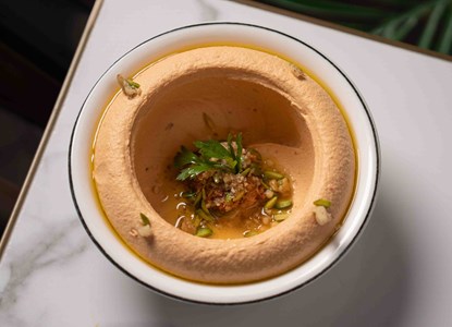 ROASTED RED PEPPER HUMMUS