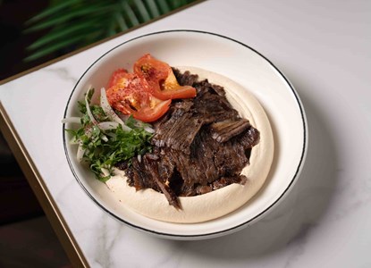 HUMMUS WITH MEAT SHAWARMA