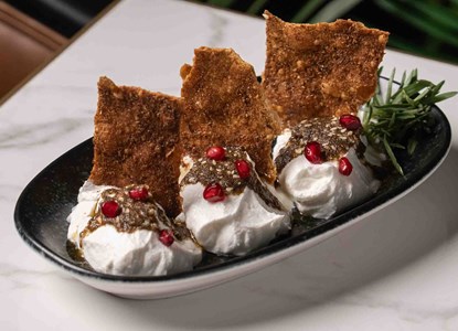 لبنة مع زعتر