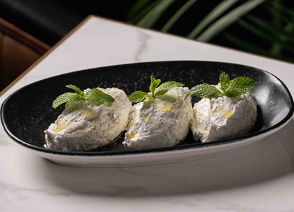 لبنة بالثوم