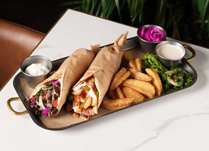 شاورمة لحمة ودجاج