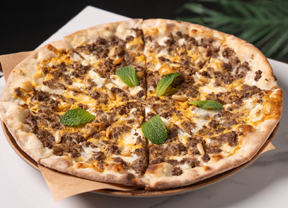 جبنة مع لحمة وبيض