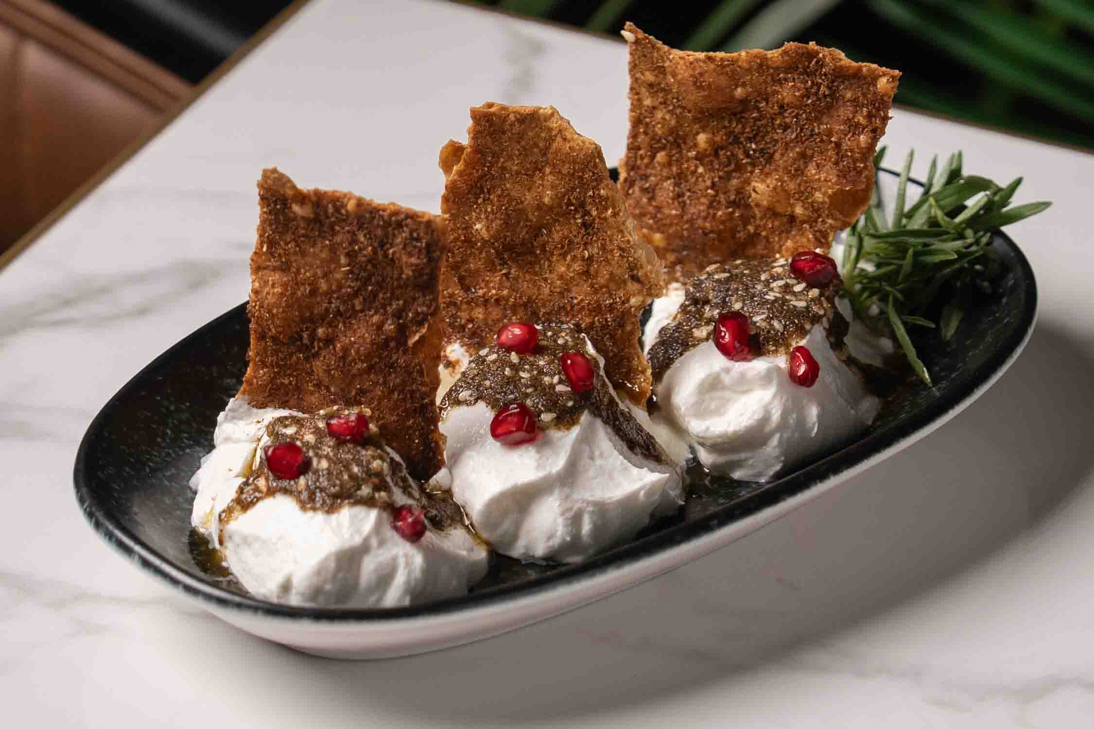لبنة مع زعتر