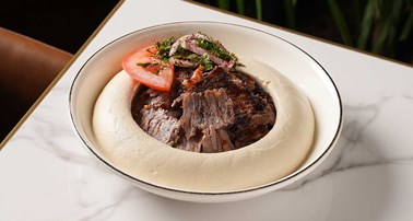 HUMMUS WITH MEAT SHAWARMA