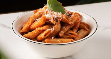 PASTA WITH TOMATO SAUCE