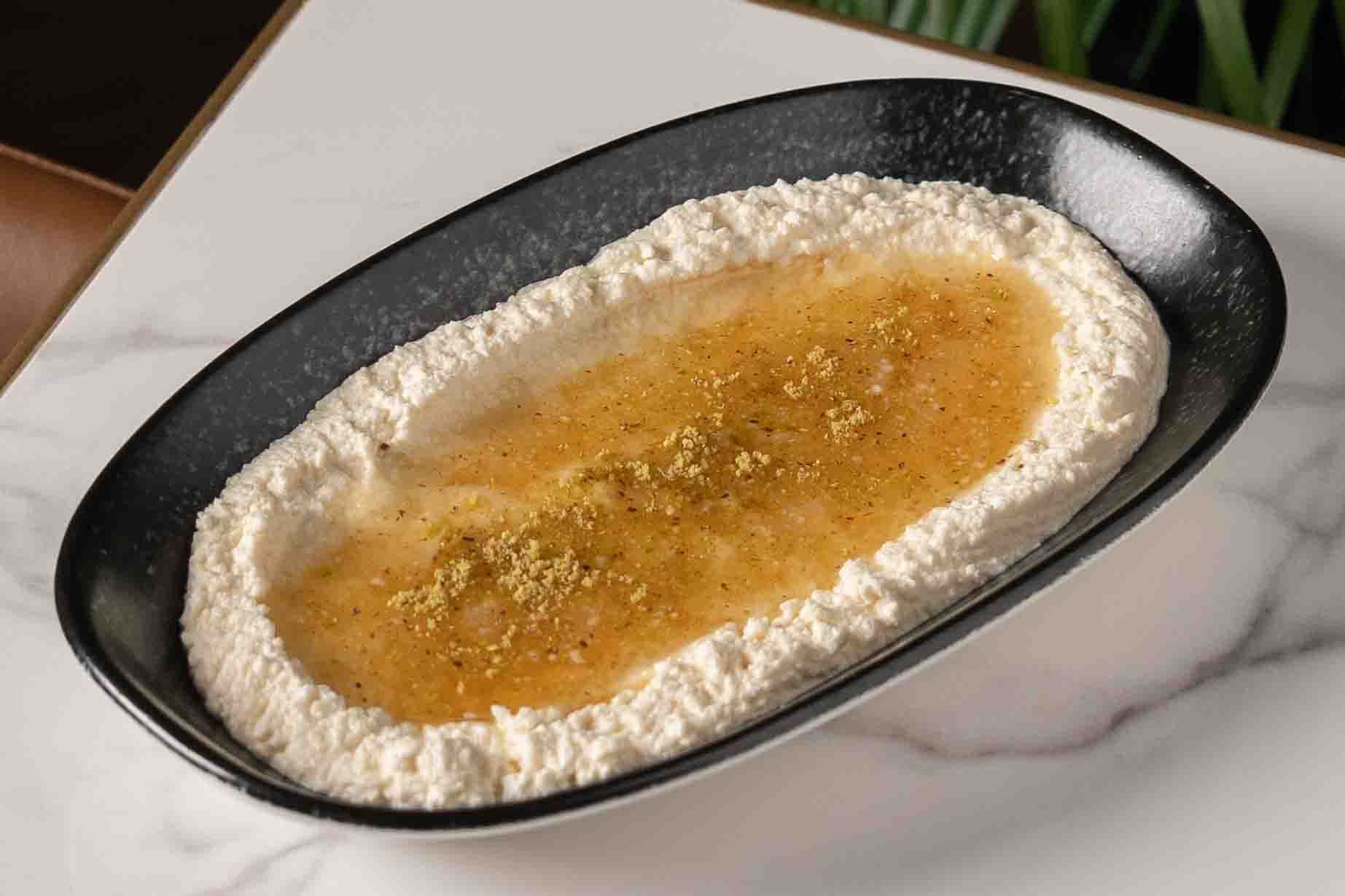 قشطة وعسل